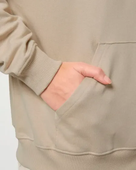 1909496-521000_CORE Gain Midlayer M_Closeup2.jpg